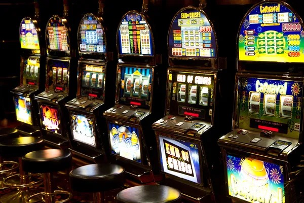 tobatogel platform interface showing slot games, live casino, and sportsbook sections